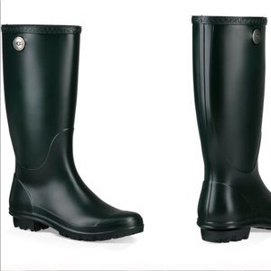 🌟EUC Tall UGG Rain/Snow Boots